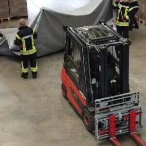 couverture anti-feu lithium intervention pompiers perche telescopique