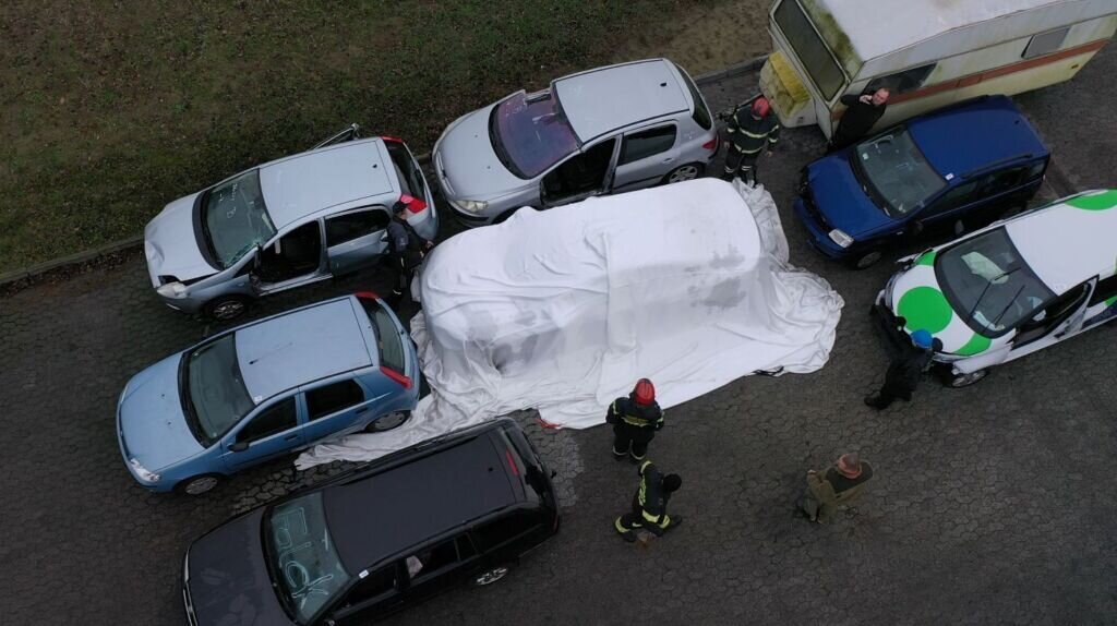 couverture anti feu parking voitures electriques